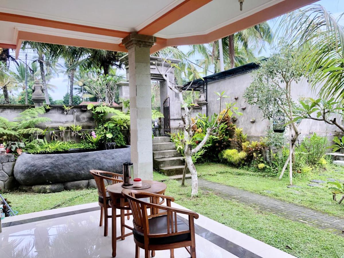 Gusti Rai House Hotel Ubud Exterior foto